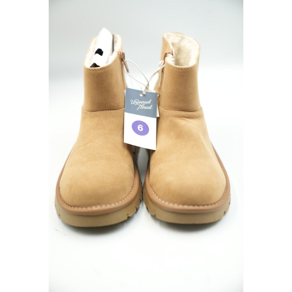 Universal Thread-Women's tan faux suede memory foam‎ size zip boots size 6